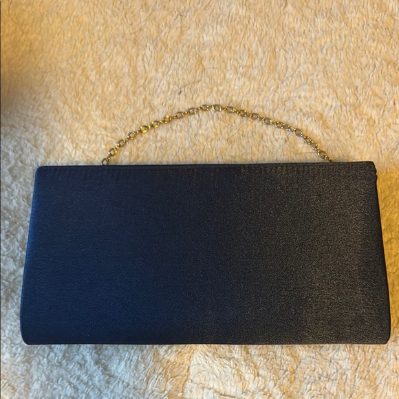 Elegant Navy Clutch with Gold Chain - Picture 2 of 4